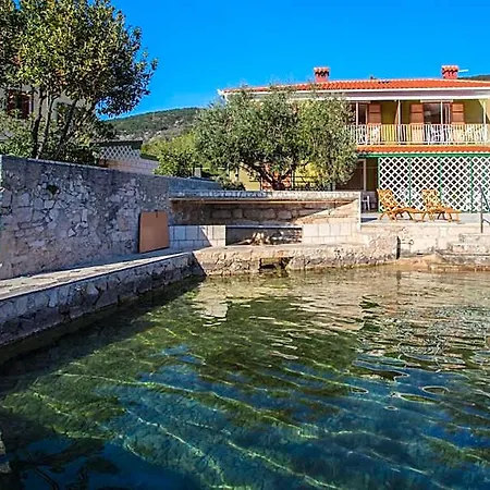 Solis 1 * Cres